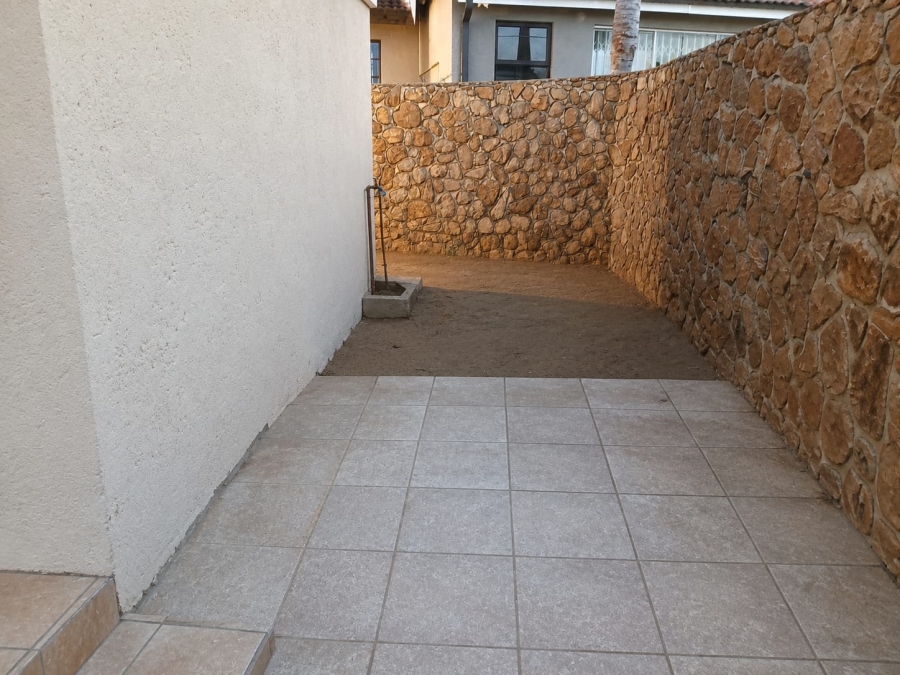 3 Bedroom Property for Sale in Safari Gardens North West